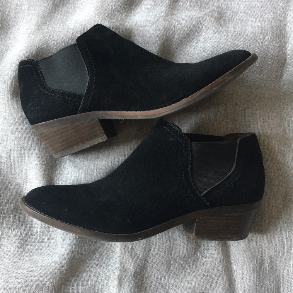 Lucky Brand black suede ankle booties